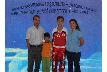 BURSA KICK BOKS EKİBİNDEN İNCİLER