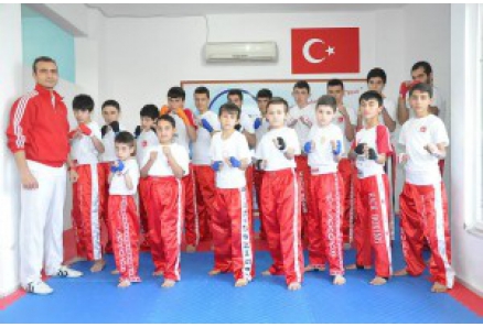 KICK BOKS TAKIMI