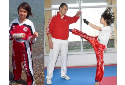 KICK BOKSUM