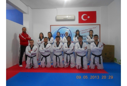 SALONUMUZUN ANTRENÖRLERİ