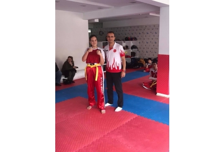 Kick Boks Bayan