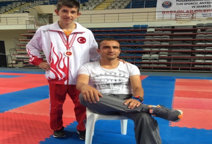 TÜRKİYE KİCK BOKS ŞAMPİYONASI 2016,  MİLLİ SPORCU ŞAMPİYONLUK ADAYI  AHMET ALİ ERGEN