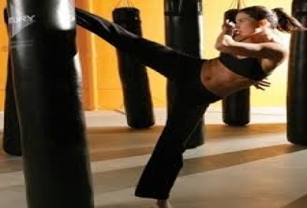  Kick Boks Sporunda Bayanlar